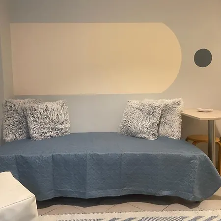 Cozy Minimal * Πειραιάς